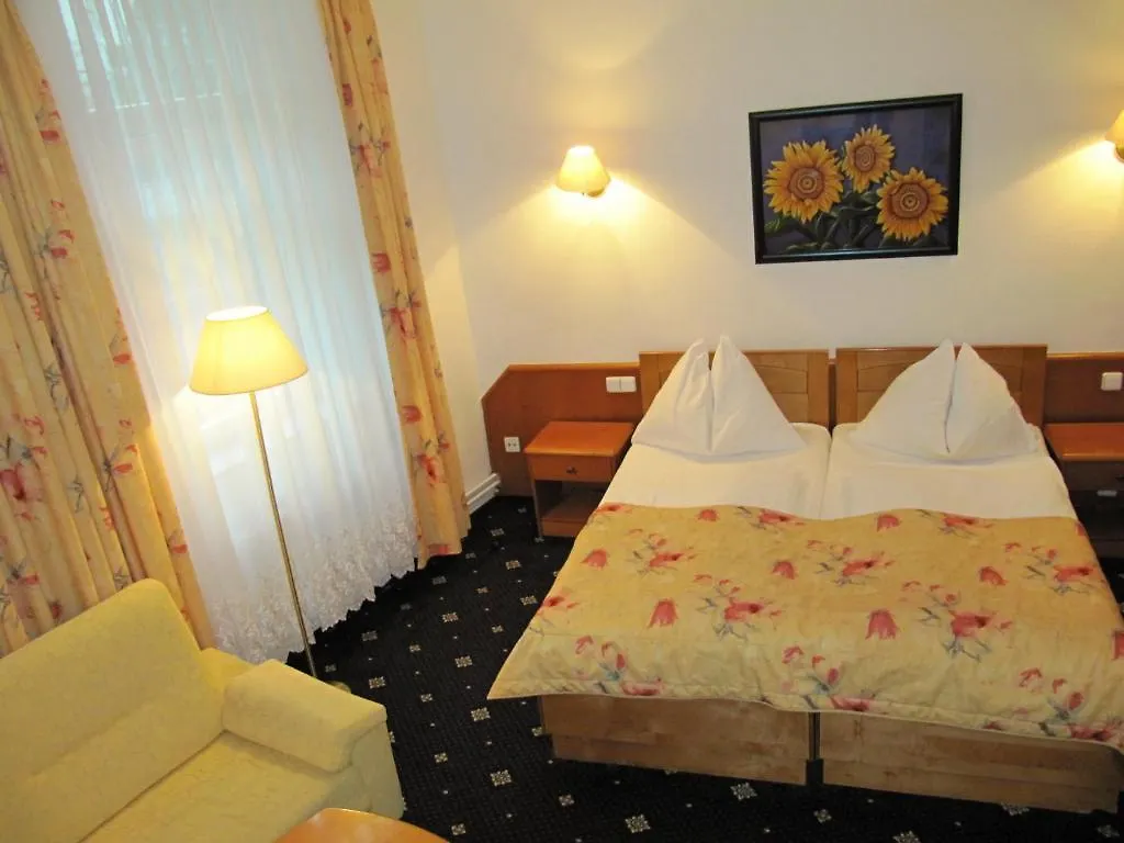 ***  Hotel Amadeus Praga Czechy